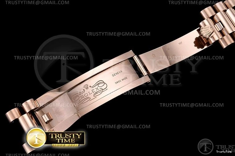 1113 RDD0219H – DayDate 36mm ComfortFit 694